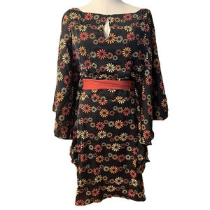 UNIQUE VINTAGE Floral Hippie Chic Bat Wing Flattering Belted Dress NWT